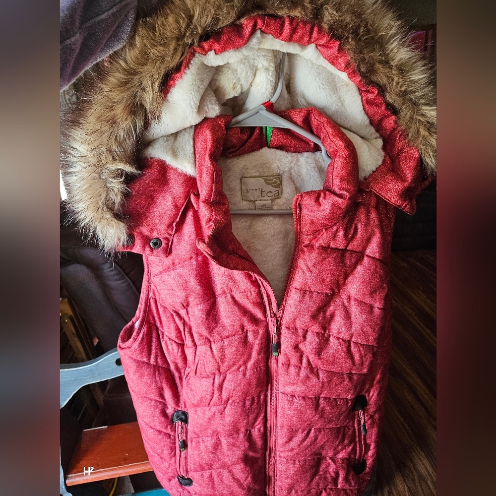 New Green Tea Burgundy Bubble Hooded Vest with Faux Fur Trim
